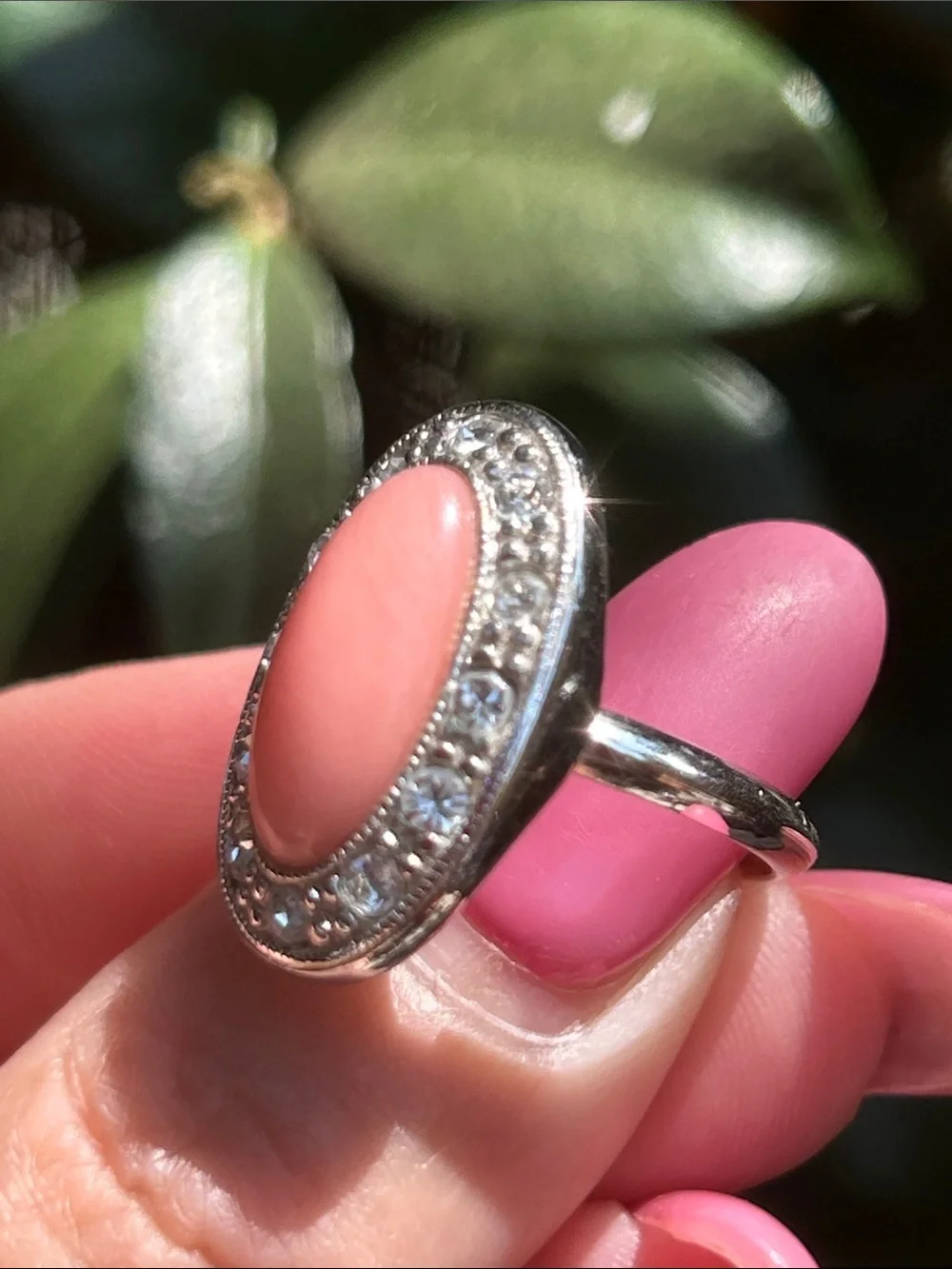 Vintage Avon “Pale Fire” Faux Coral Ring Size 6-7